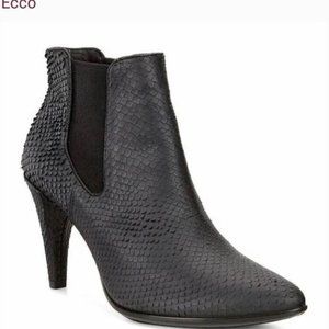 Ecco Women's Shape 75 Pointy Ankle Booties